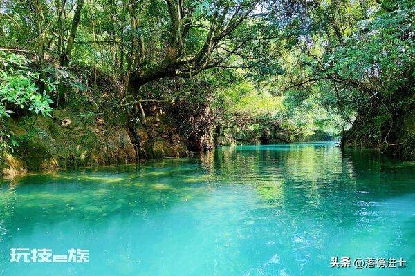 贵州荔波小七孔风景区景点介绍(这里山水秀美犹如仙境)-图片3